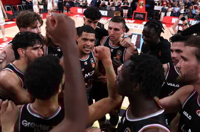 South East Melbourne Phoenix vs Illawarra Hawks Live Stream & Tips - Hawks to secure NBL Championship Series slot