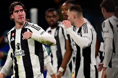 Juventus celebrate allianz
