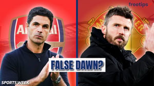Arsenal vs Manchester United Video Preview: Title Control vs False Dawn