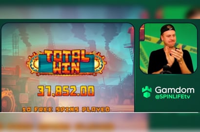 Big Win on Crystal Robot