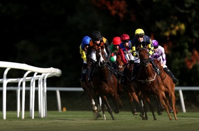 Racing at Kenilworth