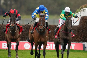 Scilly Isles Novices' Chase