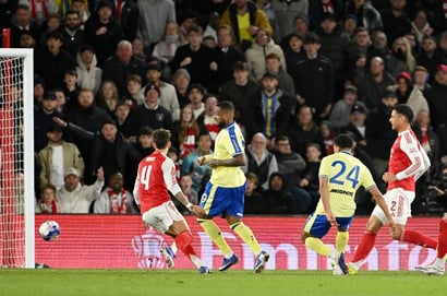 Southampton' s Shea Charles scores against Arsenal