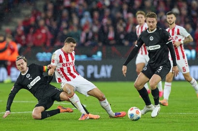St. Pauli vs FC Koln