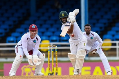 Temba Bavuma batting