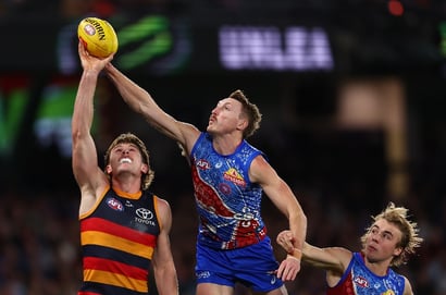 Western Bulldogs vs Adelaide Marvel