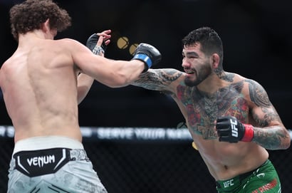 Roman Dolidze vs Anthony Hernandez Predictions & Tips – Fluffy To Earn Points Win At UFC APEX