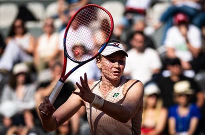 Xinyu Wang vs Elena Rybakina Live Stream & Predictions - Rybakina to rebound after slow clay start and crush Xinyu Wang