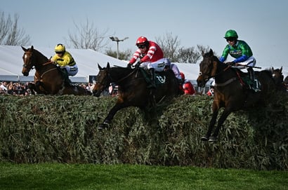 Last-Minute Grand National 2025 Tips: Outsiders Ready to Shock the Nation!