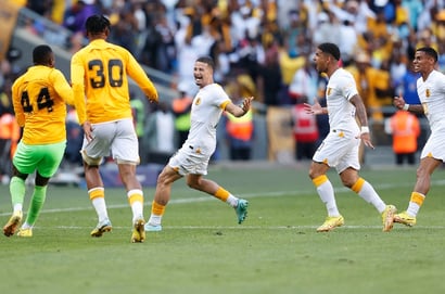 kaizer chiefs celebrate