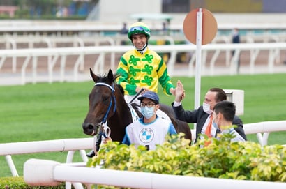 Moreira Returns with Four-Timer as Fownes Draws Level