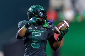 Winnipeg Blue Bombers at Saskatchewan Roughriders Predictions & Picks