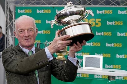 willie mullins sandown