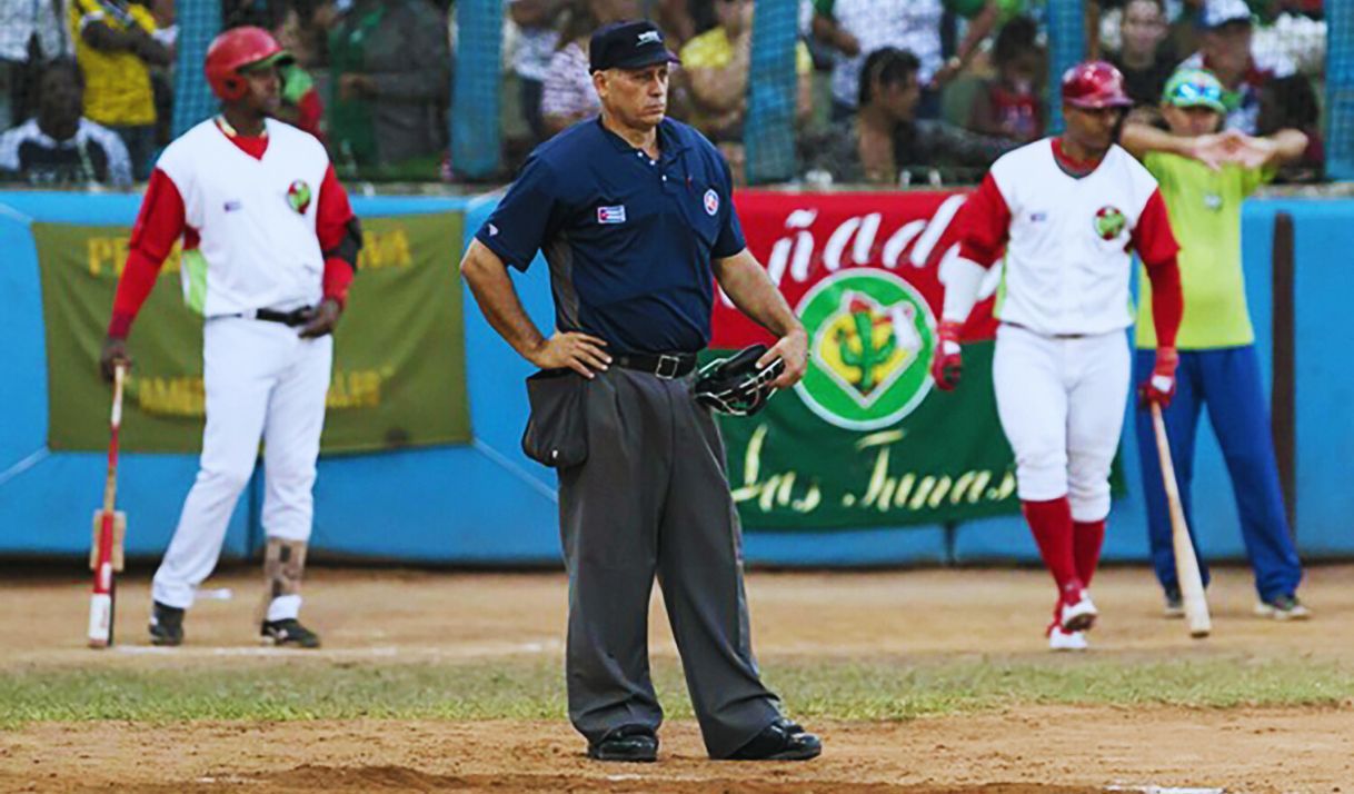 Del arbitraje y los verdaderos demonios de la pelota cubana