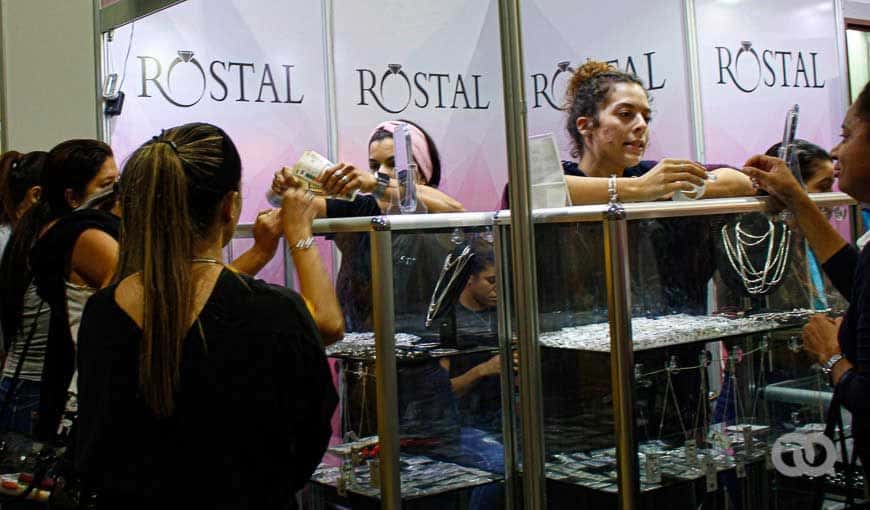 El trabajo por cuenta propia ha generado más empleo y mejores salarios