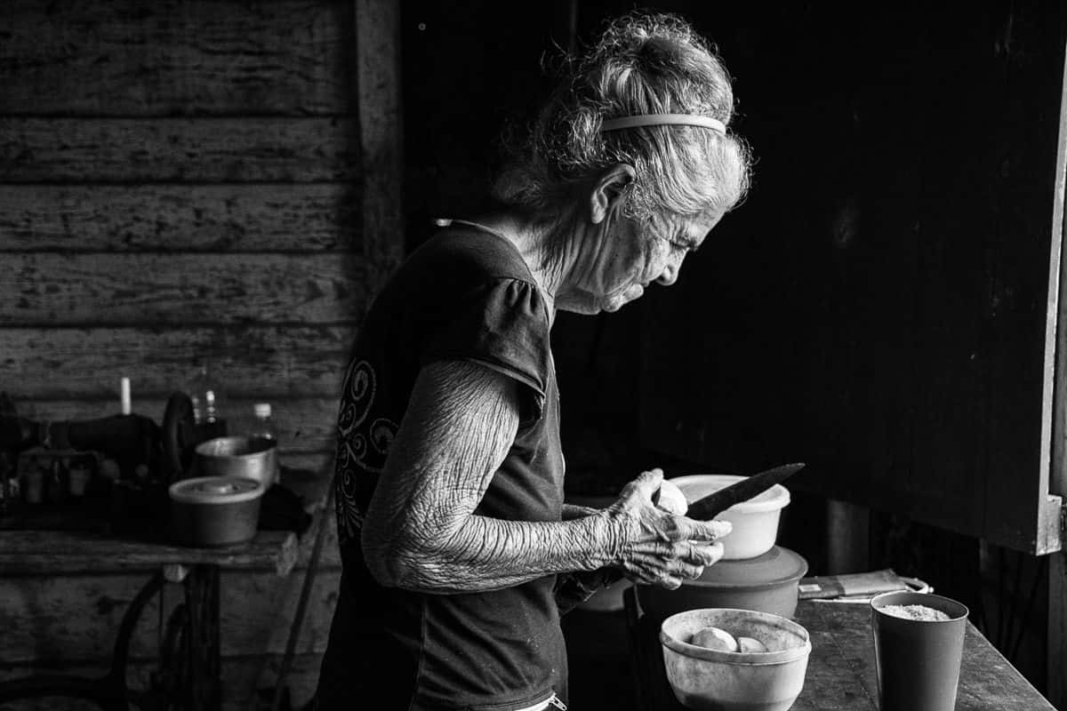 A Life of Blistered Hands in Rural Santa Clara, Cuba
