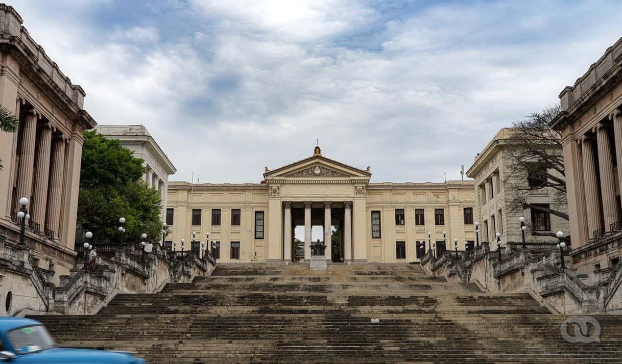Estudiantes de varias facultades convocan a parón de clases