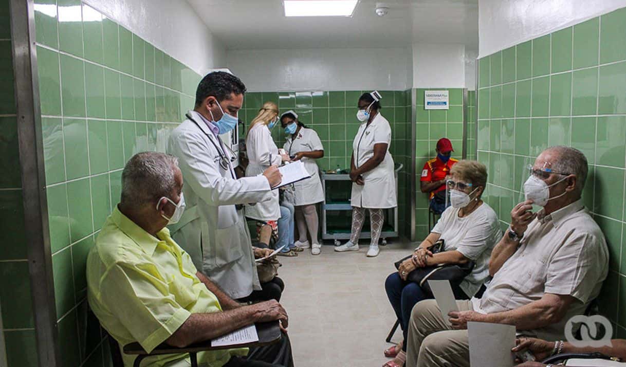 Convocatoria de universidades confirma escasez de anestesiólogos en Cuba