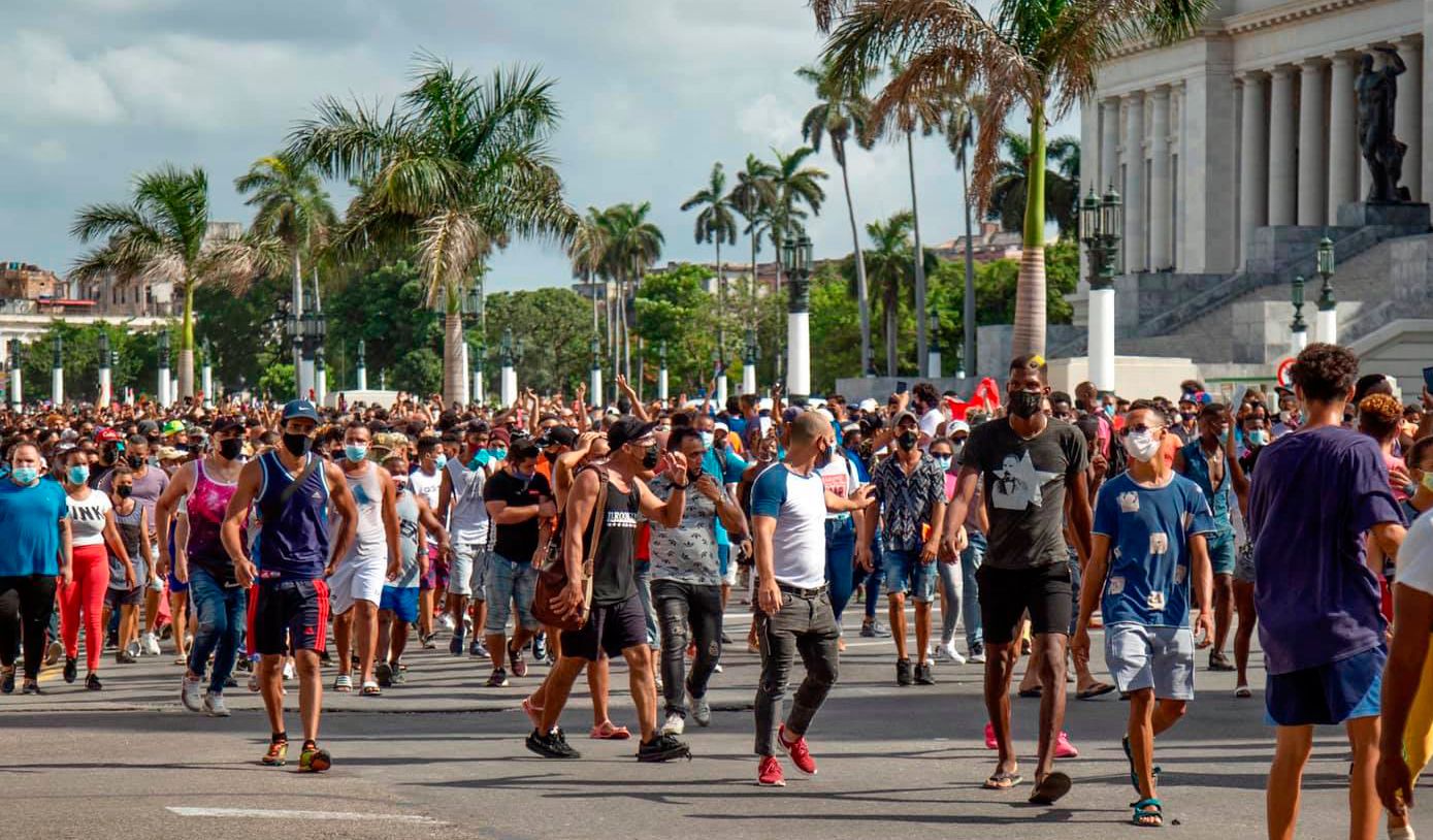 ¿Por qué estallaron las protestas en Cuba?