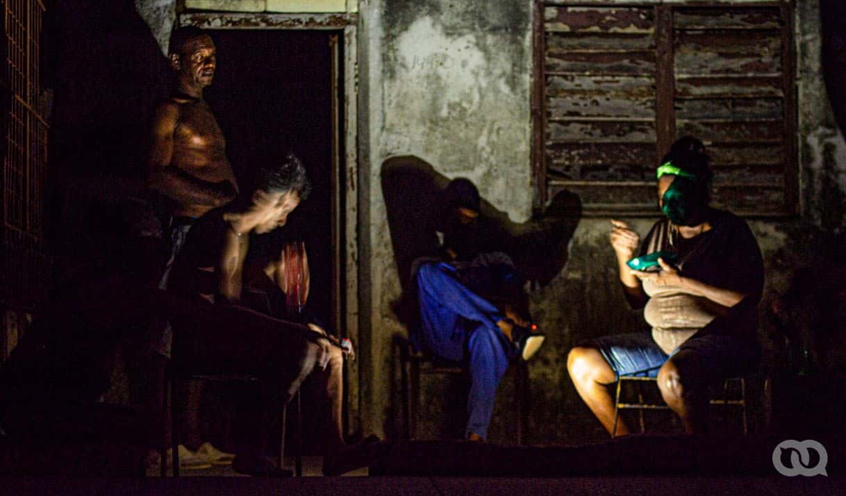 oscuridad personas ventana