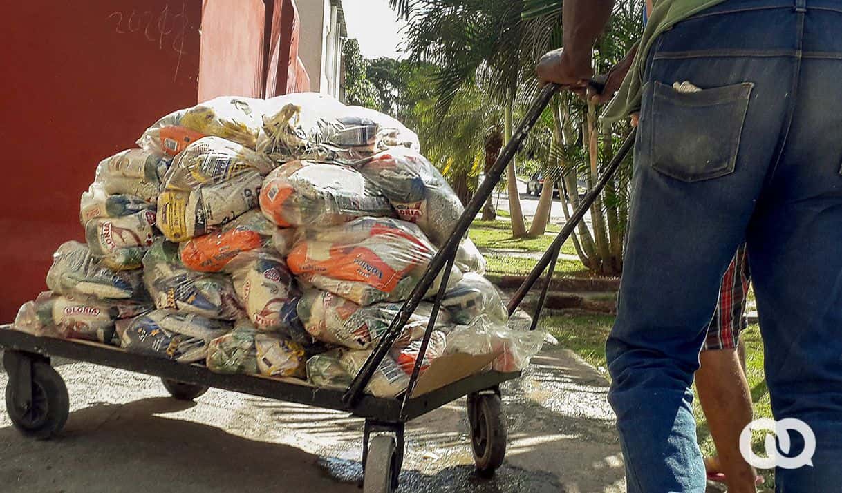 Ambigüedades en el «reordenamiento» del comercio exterior del sector privado