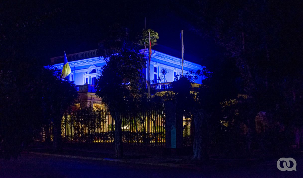 edificio, embajada, bandera, ucrania, azul, amarillo