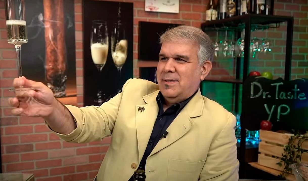 Yamir Pellegrino en su programa «Dr. Taste YP». Foto: captura de pantalla.