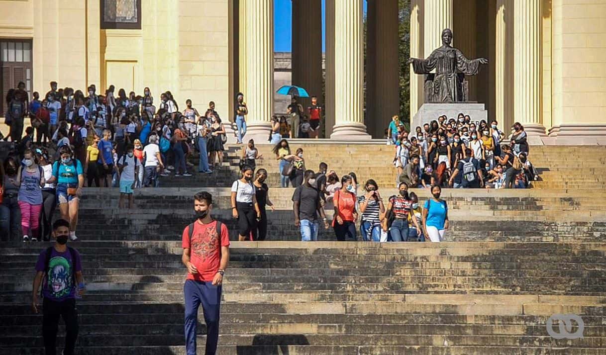 Estudiantes universitarios: ni derecho ni justicia