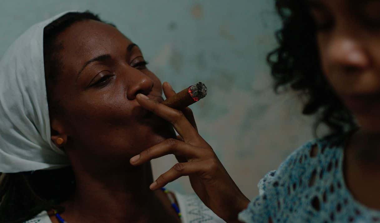 «Vicenta B»: entre el cine, los afectos y el análisis social