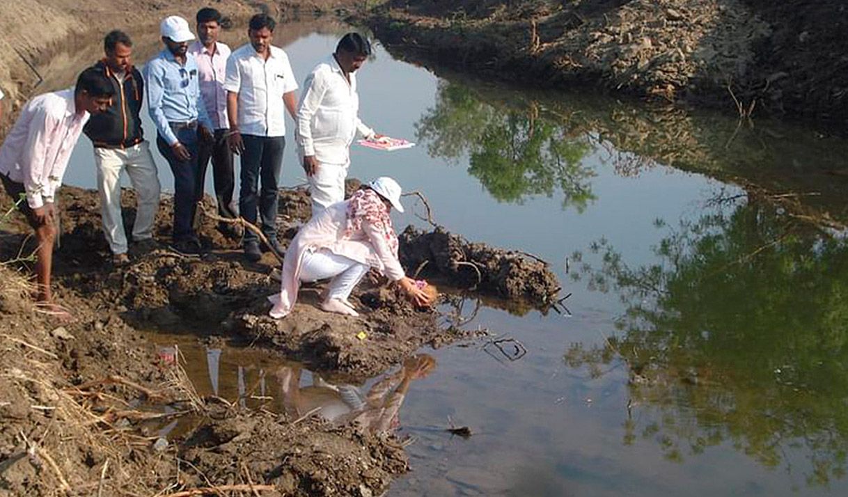 En Maharashtra, India, el Estado y la sociedad civil se unen para combatir la falta de agua
