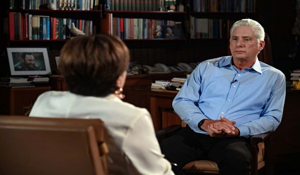 Screenshot from the Mesa Redonda program.