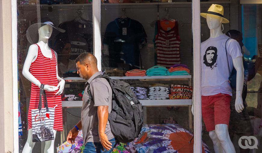 Tienda de ropa en Prado.