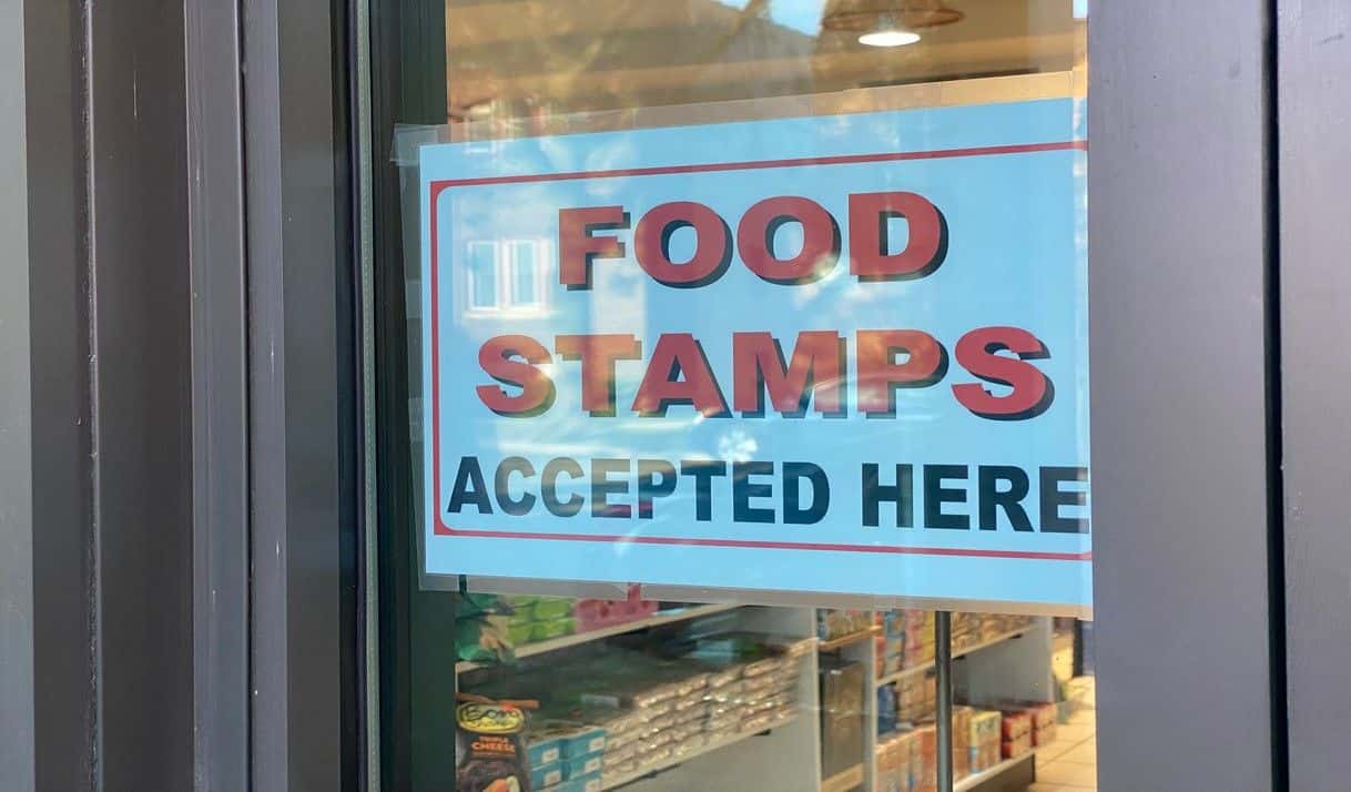 ¿Cómo aplicar a las ayudas de alimentos (food stamps) en Estados Unidos?

