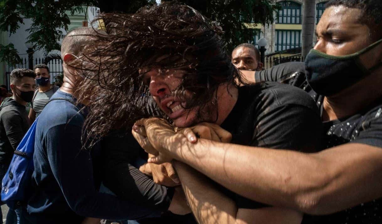 Imagen de referencia / La Habana, 11 de julio del 2021. (Foto AP/Ramon Espinosa, File)
