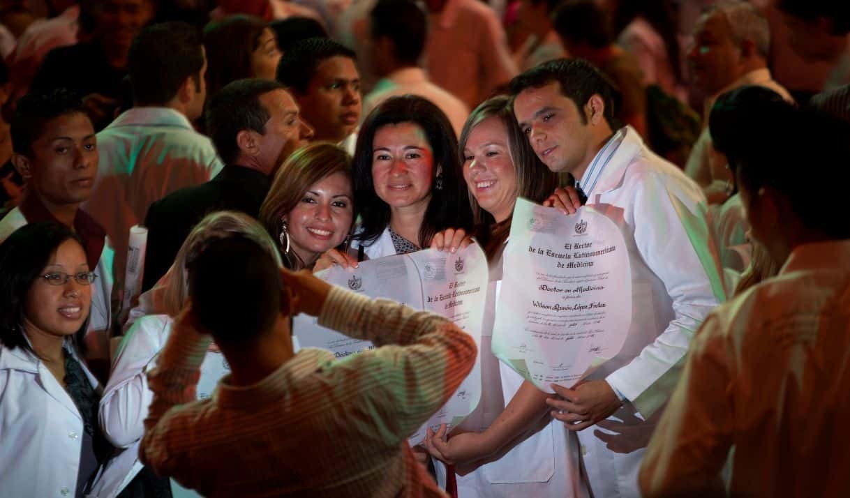 Las brigadas médicas cubanas se desmoronan en varios países de la región