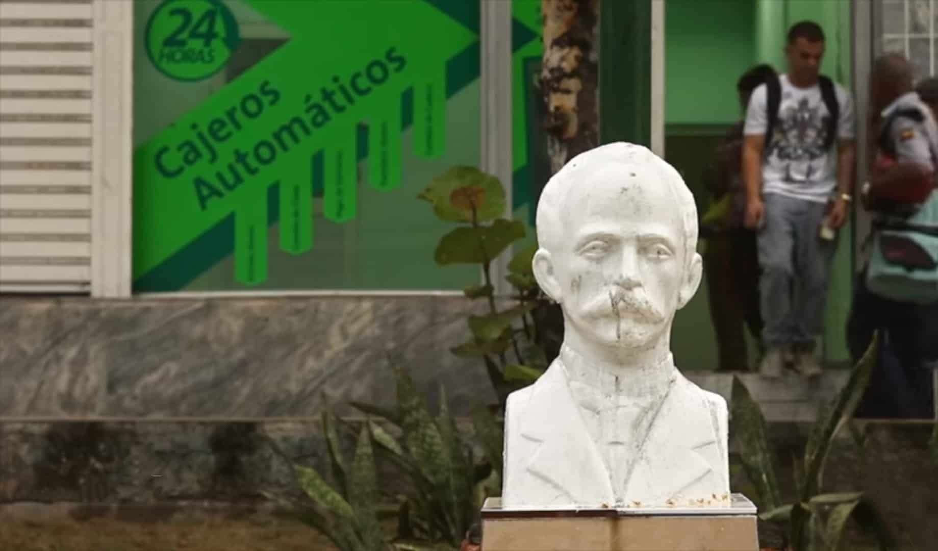 Bustos de Jose Marti Cuba documental Heroe de culto