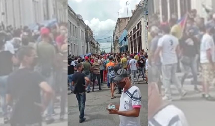 Captura de pantalla de las protestas en Cienfuegos el 11 de julio de 2021.