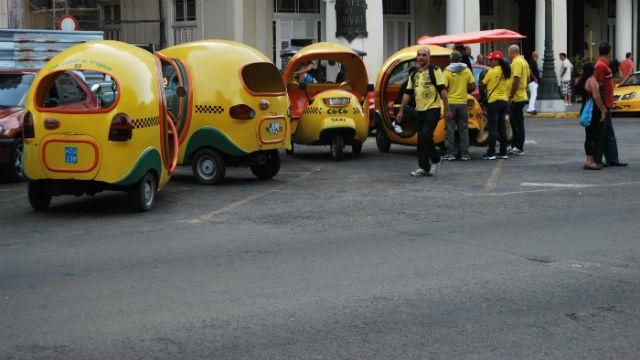 Cuba, taxi, choferes, negocio, turismo, cocotaxi