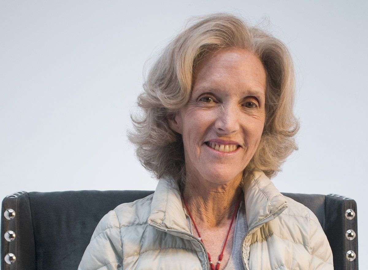 elena-larrinaga