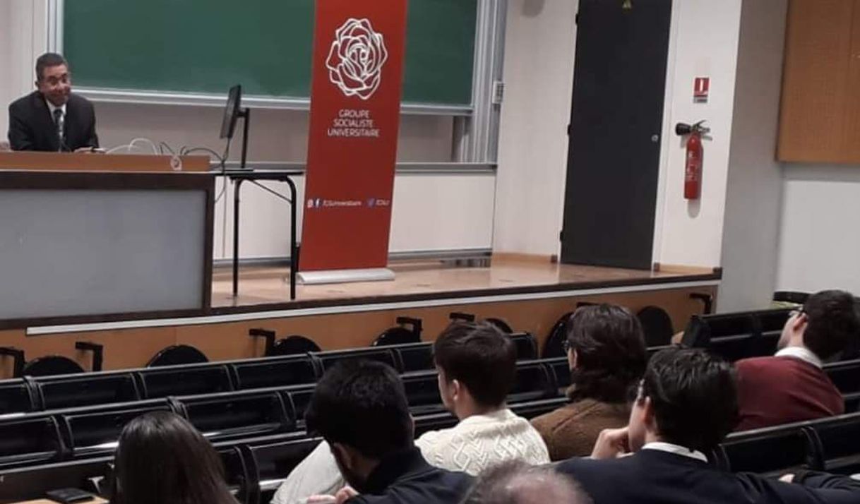 auditorio personas reunión