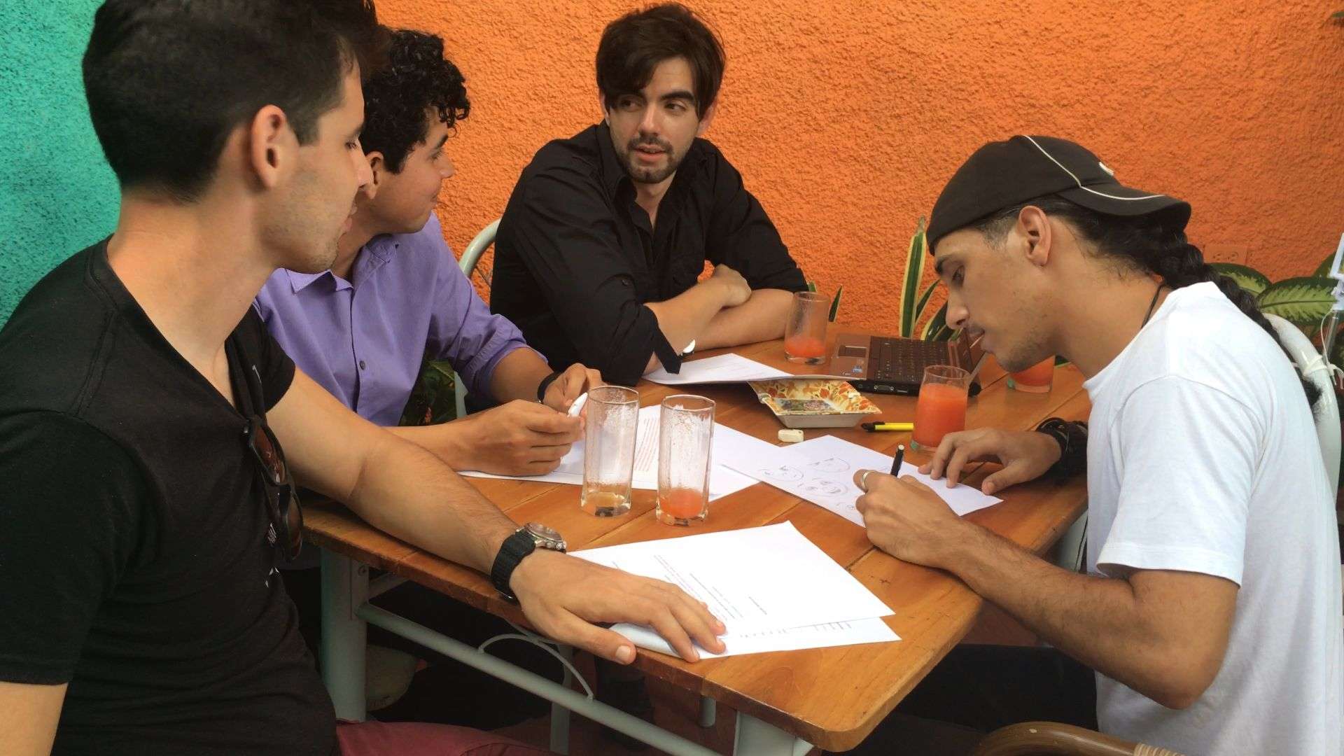 Nodo: animadores en la periferia