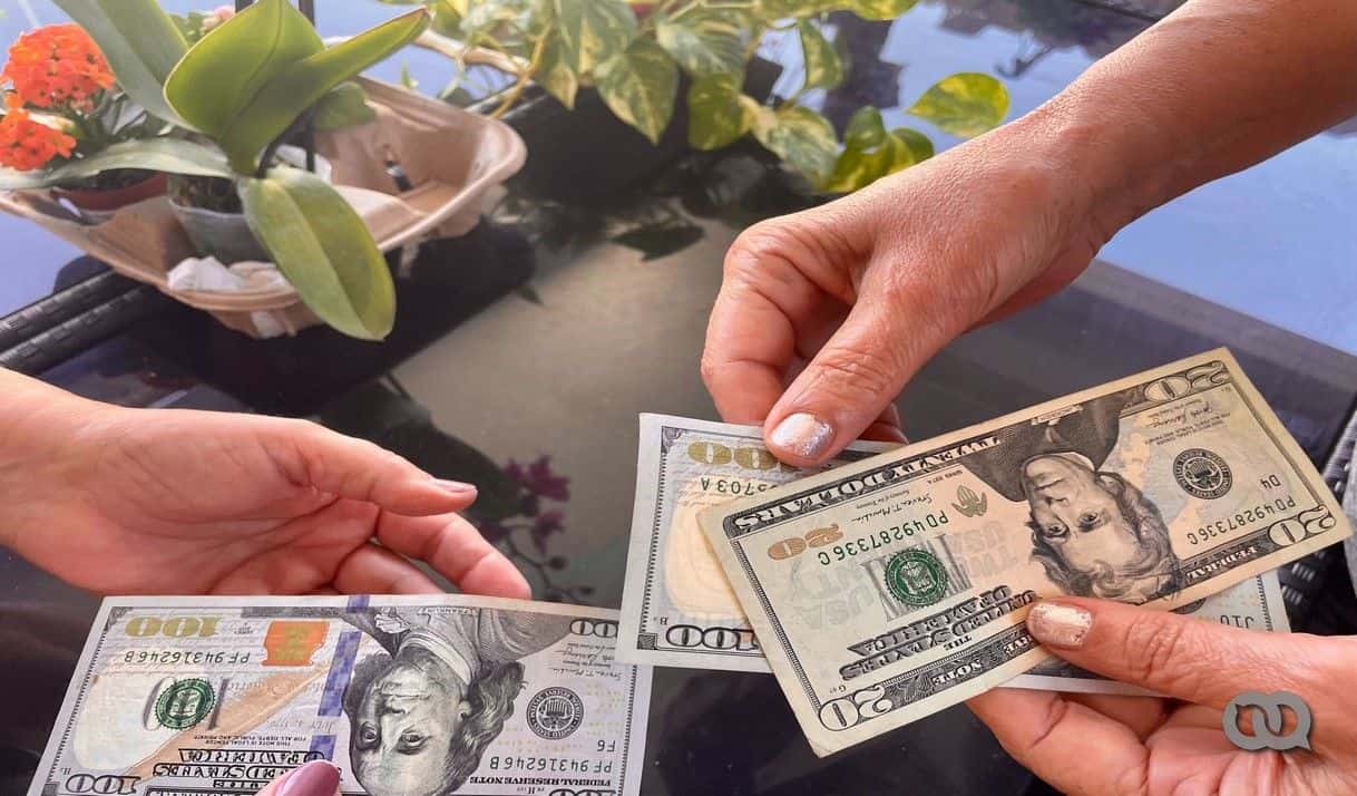 Dólar y euro siguen sin moverse en Cuba por noveno día; la MLC se acerca al fin de marzo con pérdidas