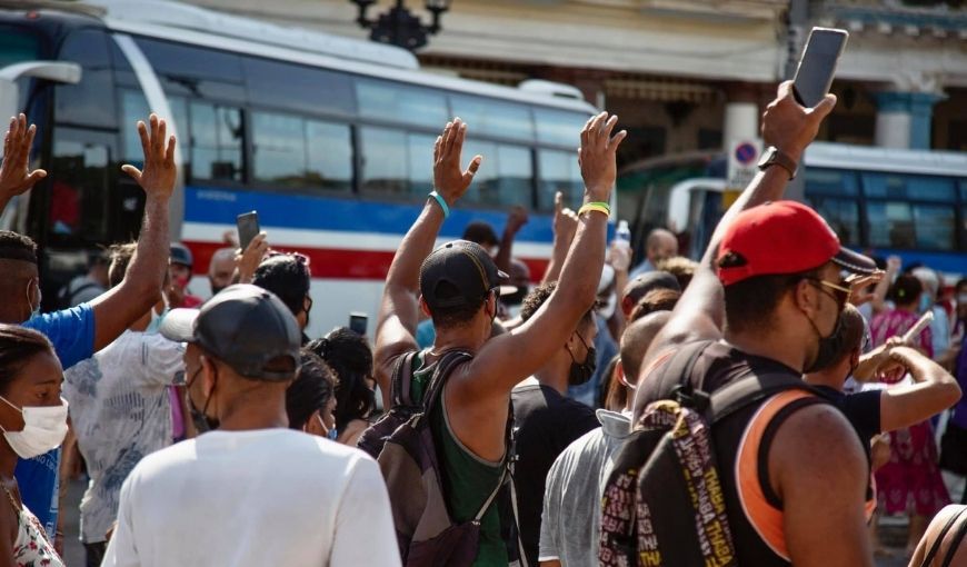 El mundo reacciona a las protestas en Cuba