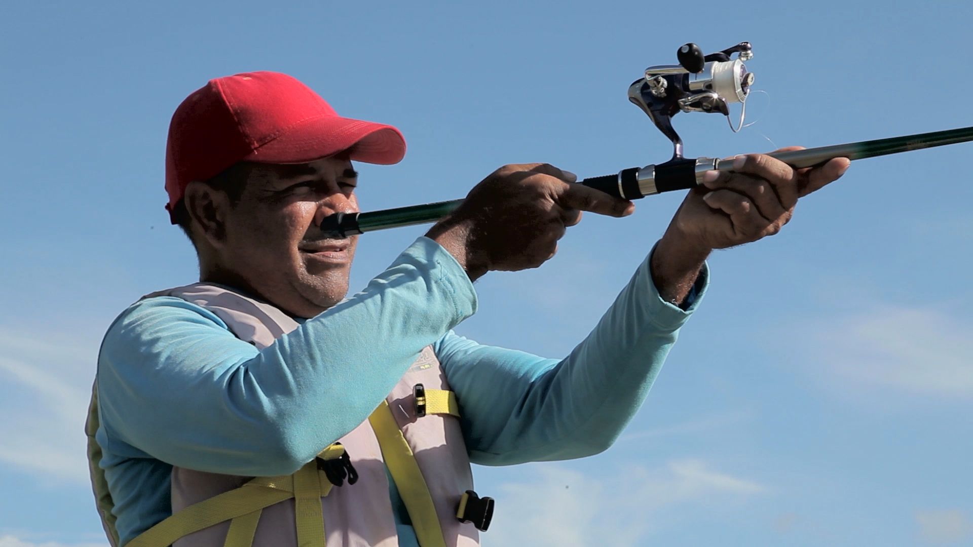 Pesca deportiva sobre gomas de tractor