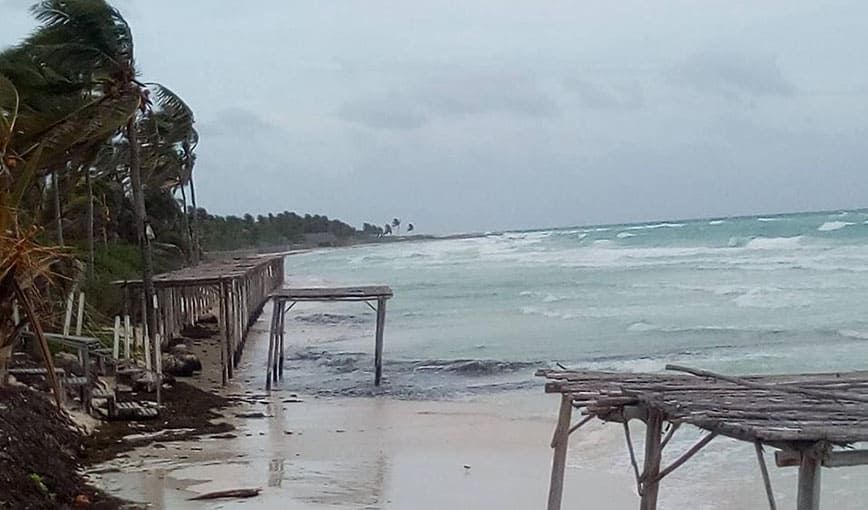 Huracán Irma arrasa costa norte central cubana