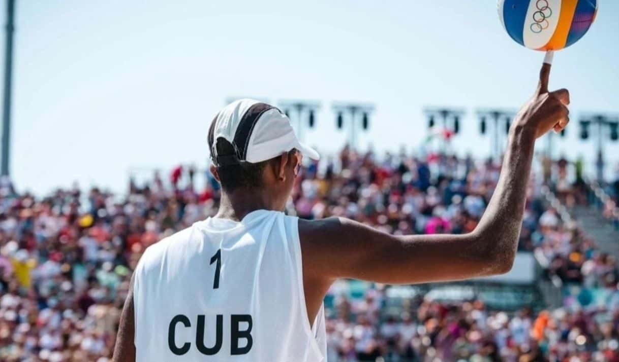 «Quiero seguir jugando»: Noslen Díaz habla tras la polémica por impagos
