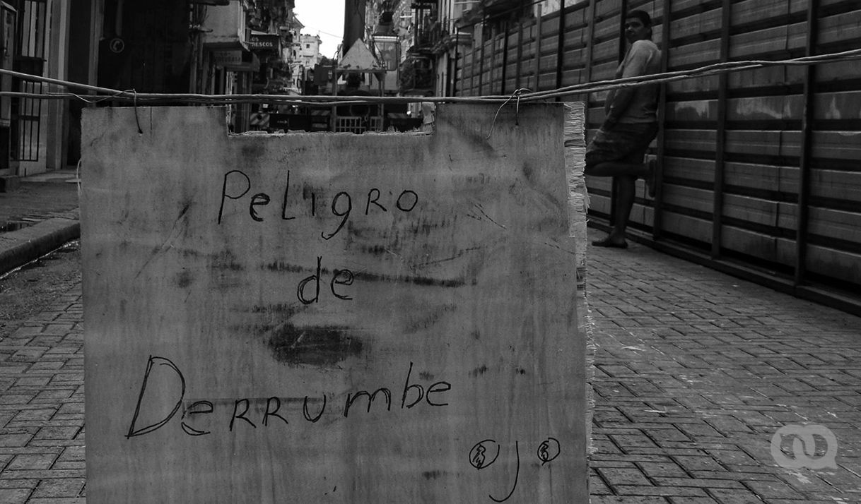 cartel derrumbe calle habana