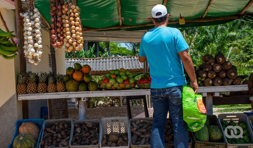 alimentos venta hombre