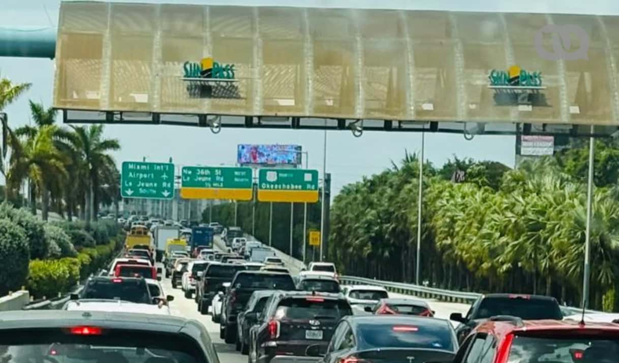 Pagar el peaje con SunPass o con la placa: esto es lo que pagas de más
