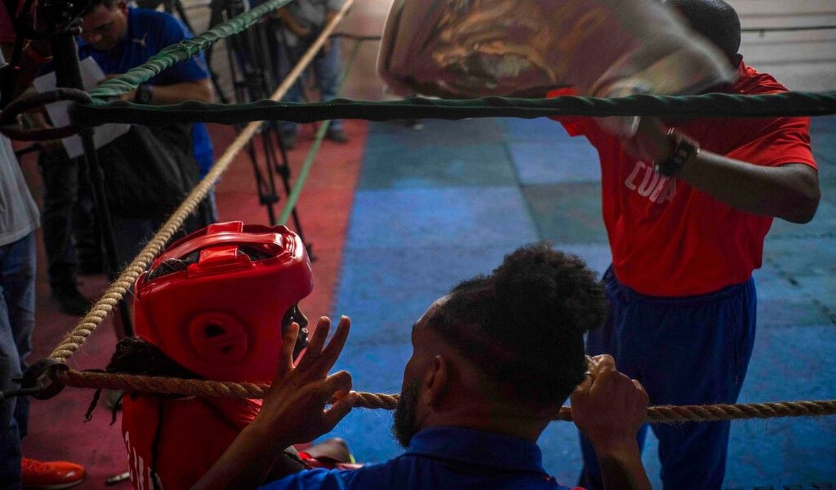 boxeadora cubana en ring